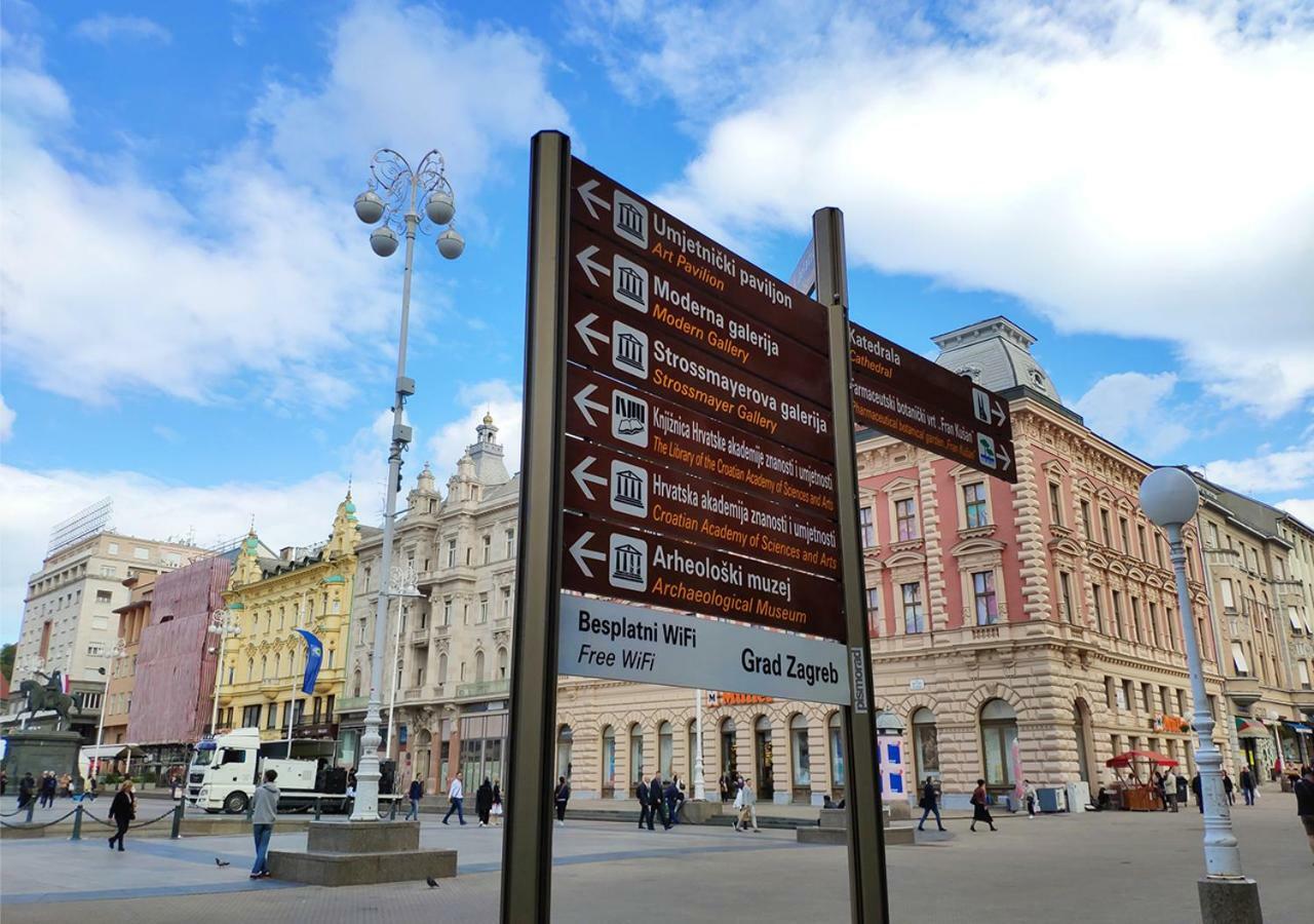 Luxurios And Historic Apartment "Shine" - Right On The Main Square Загреб Екстериор снимка